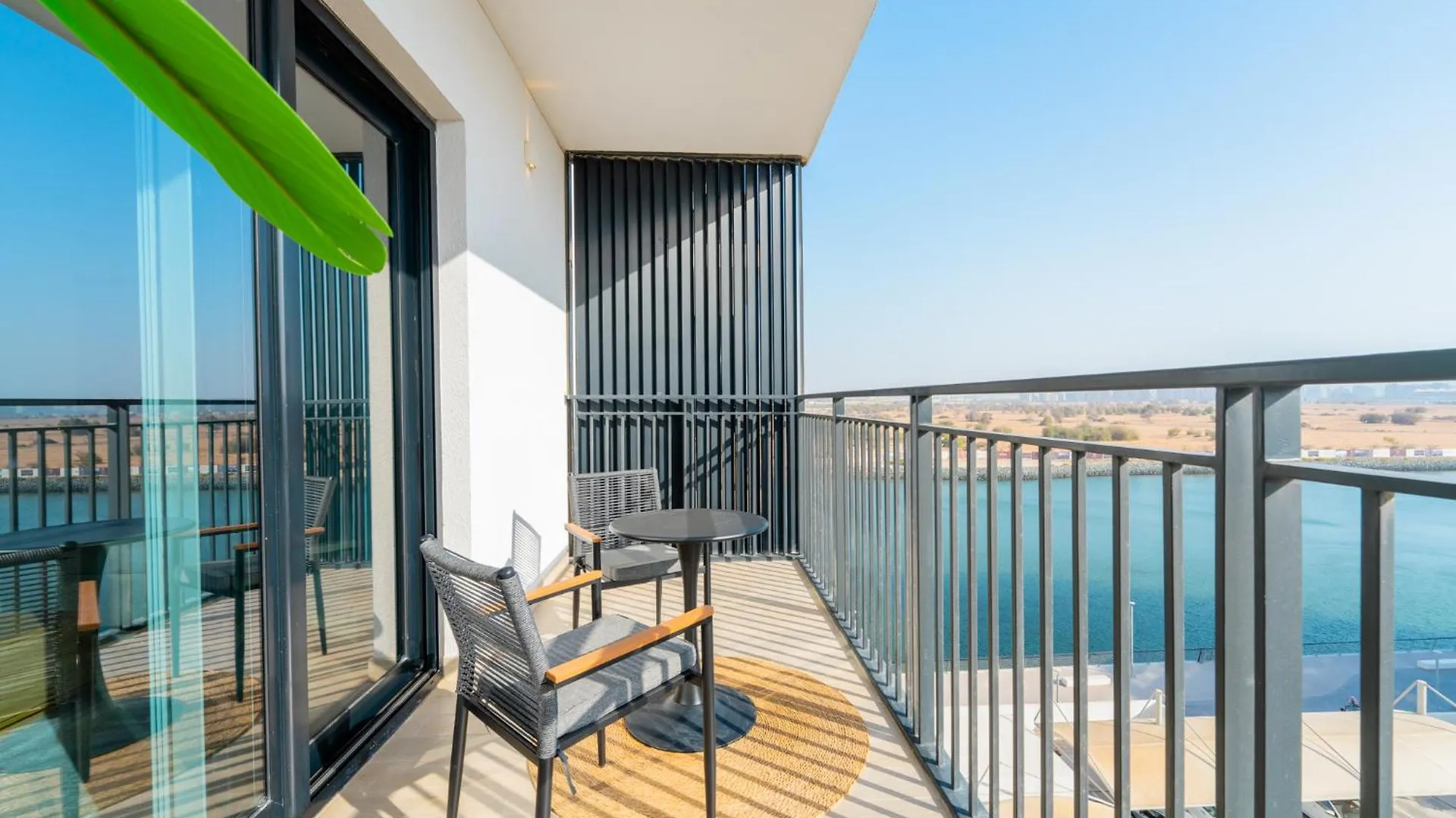 One Bedroom Apartment By Otolo Homes With Free Yas Theme Park Tickets Abú Dhabí