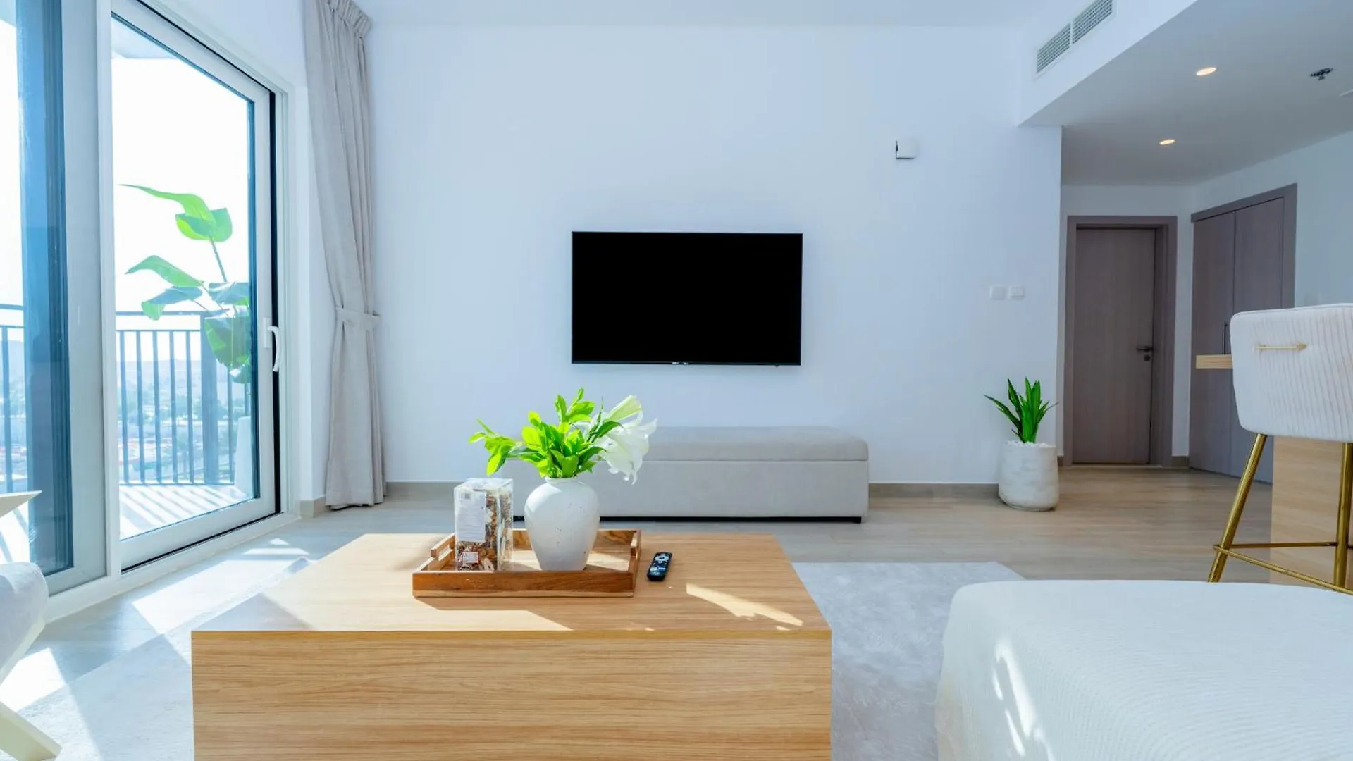One Bedroom Apartment By Otolo Homes With Free Yas Theme Park Tickets Abú Dhabí